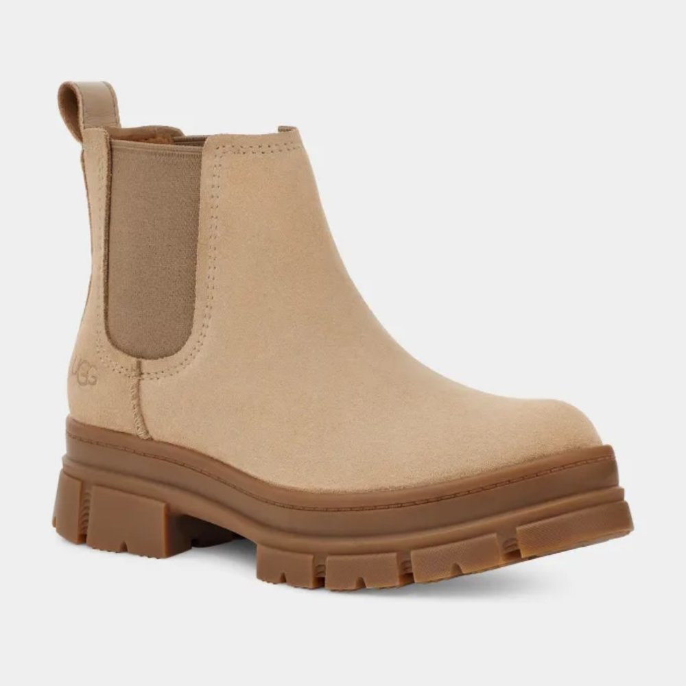 🎁 UGG Ashton Chelsea Suede Ankle Boot - Picture 1 of 9